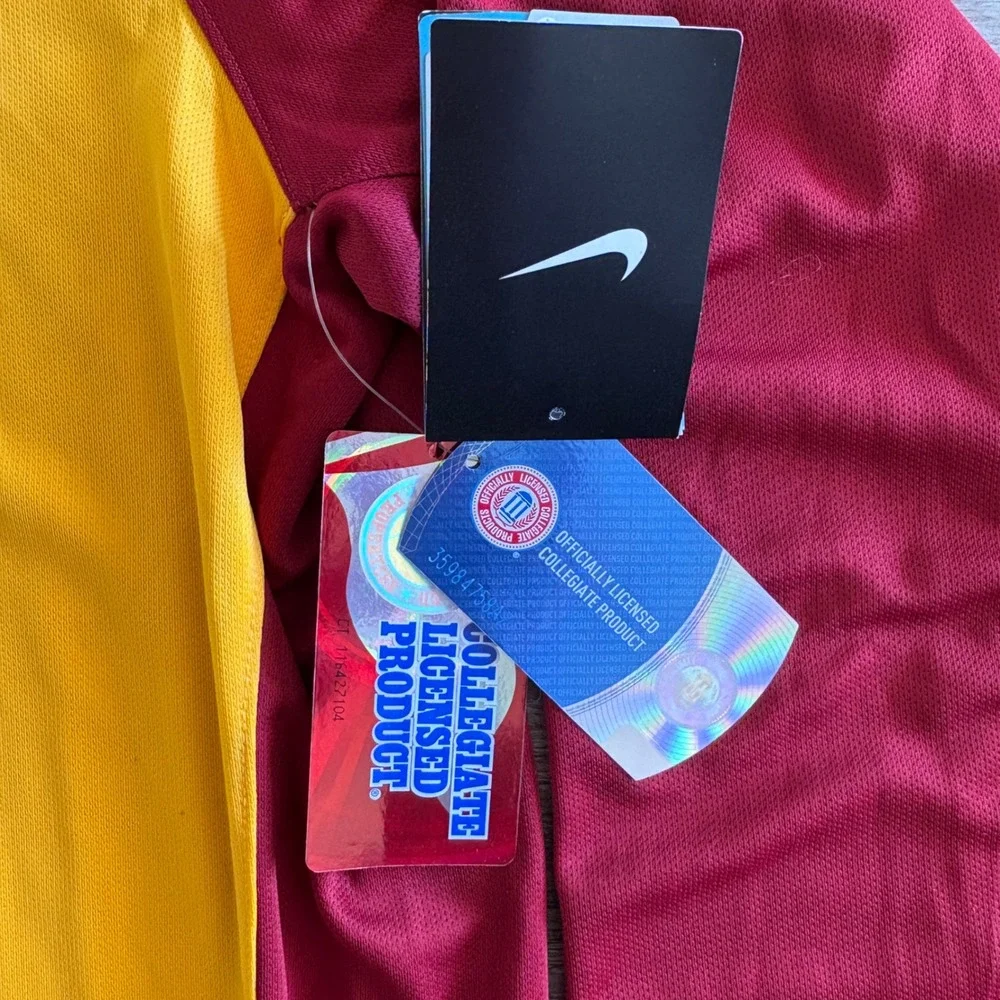 NWT Nike Dri-Fit USC Trojans Shirt Mens XL Gold Red Dri-FIT Long Sleeve NCAA